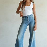 Double Layered Seamless Top: White